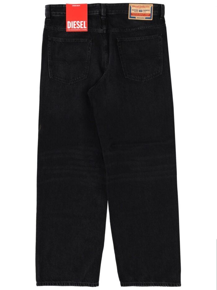 Diesel "2001 D-macro" Jeans