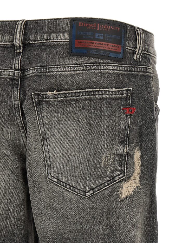 Diesel '2019 D-Strukt' Jeans