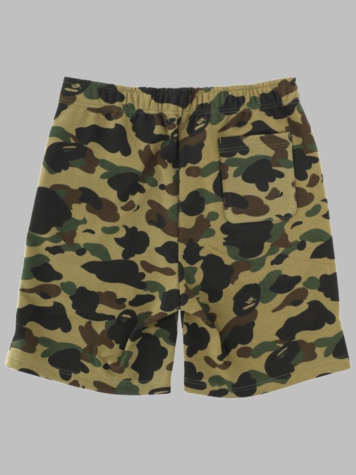 A BATHING APE SHORTS "SHARK"