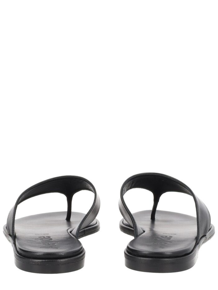 AEYDE LEATHER THONG SANDAL