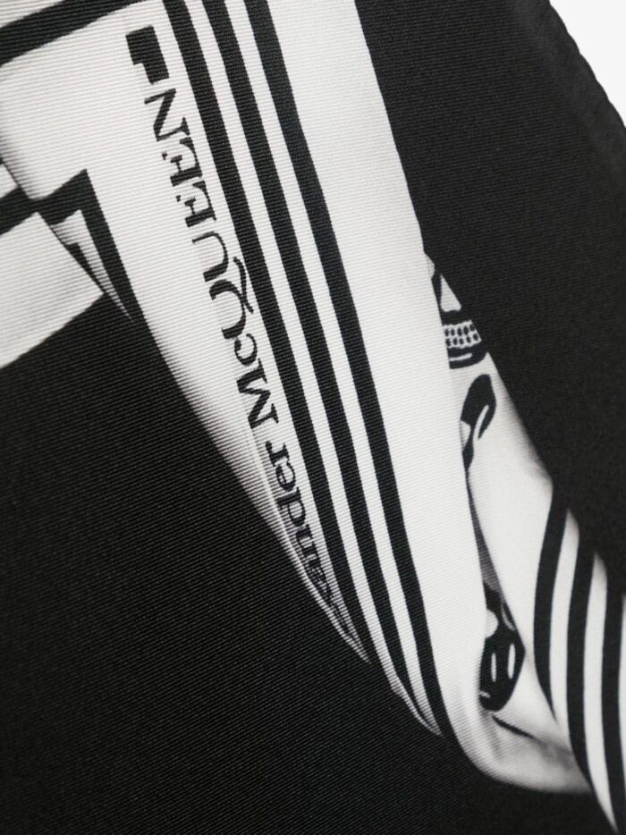 ALEXANDER MCQUEEN FOULARD