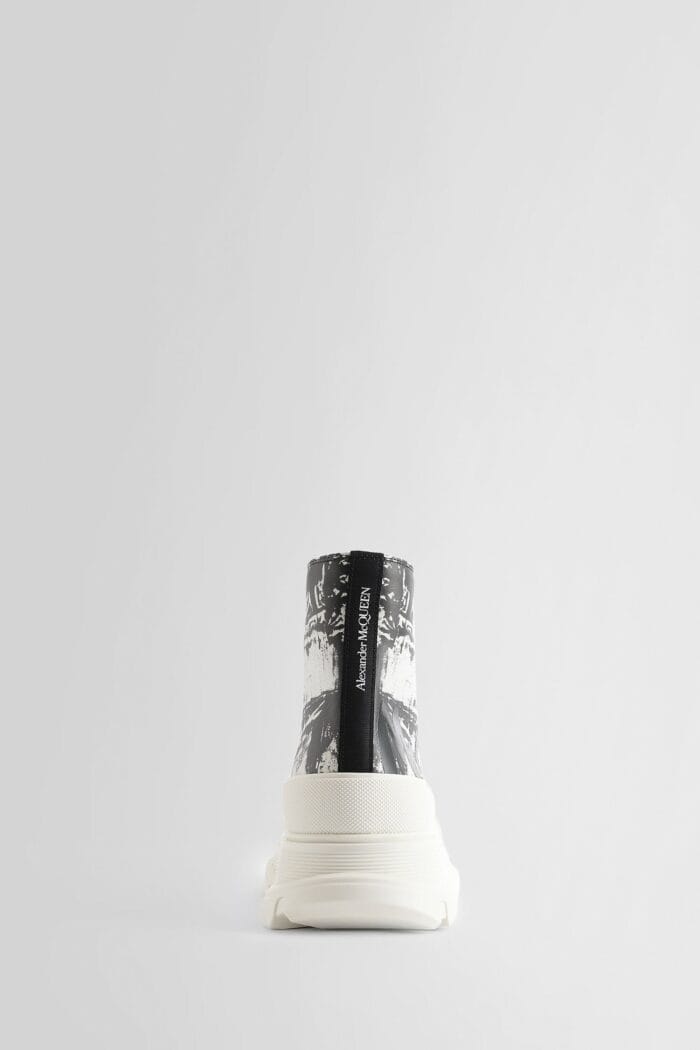 ALEXANDER MCQUEEN Tread Slick Lace Up Boots