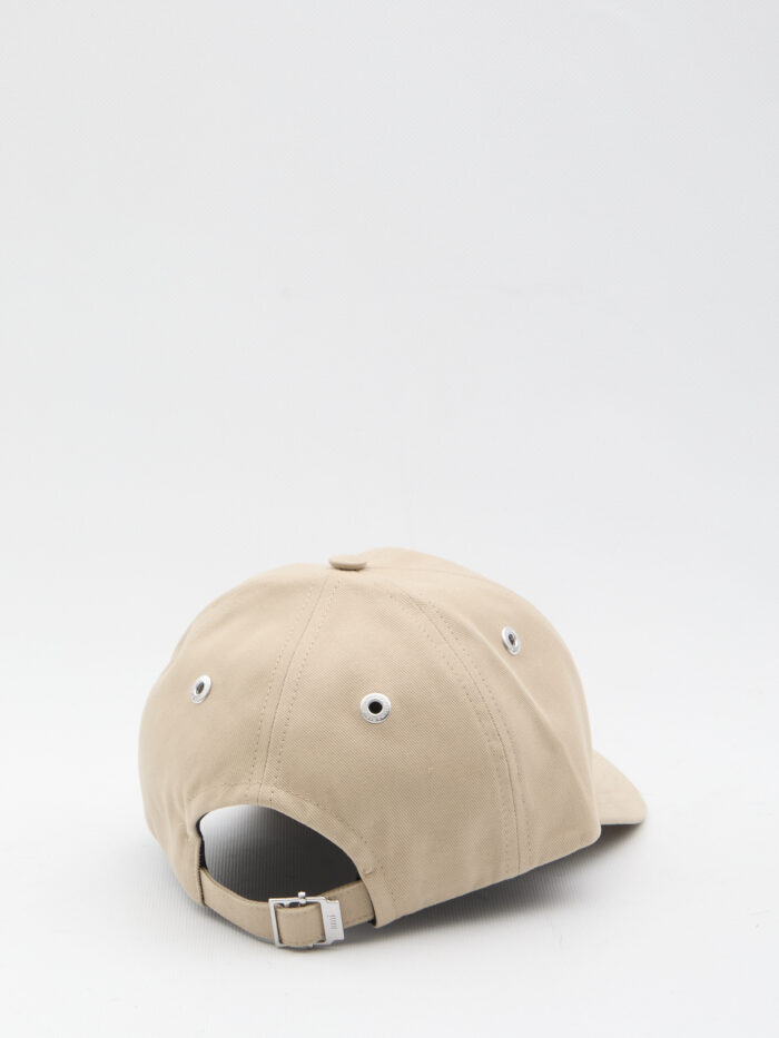 Ami Paris Ami de Coeur cap