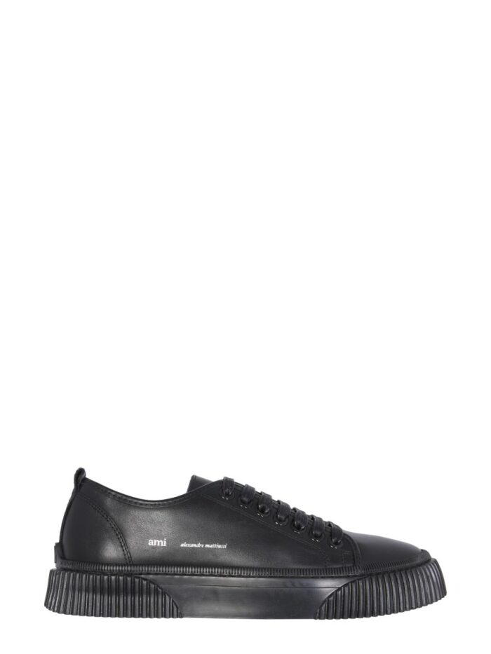 AMI PARIS LOW-TOP SNEAKER
