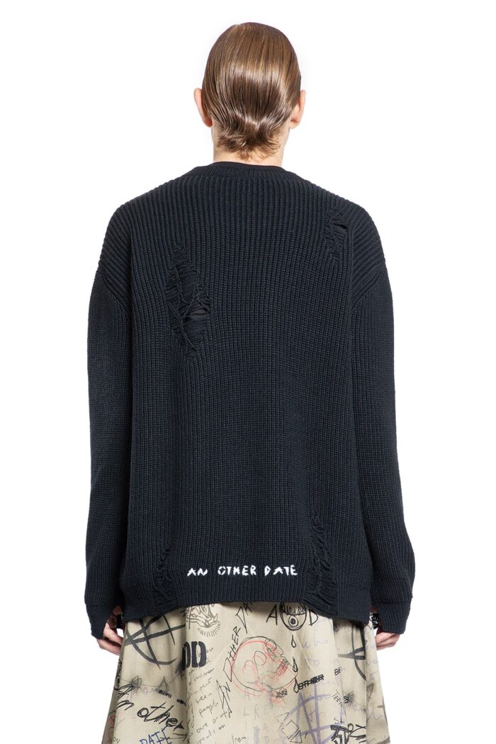 AN OTHER DATE Destroyed Sweater