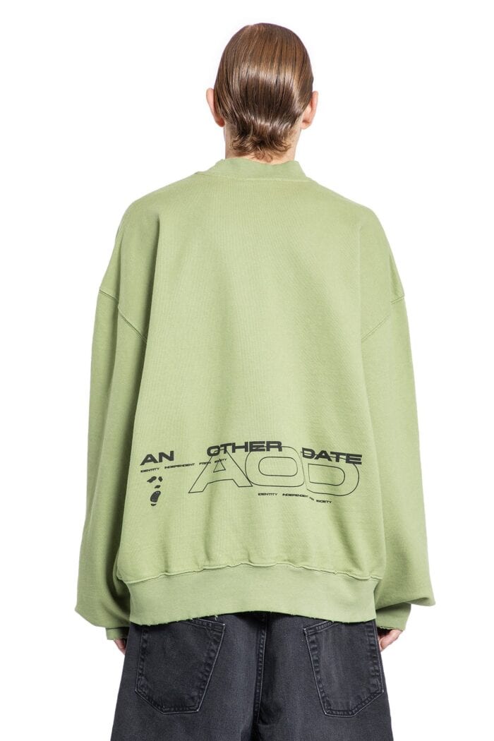 AN OTHER DATE Mock Neck Logo Sweatshirt