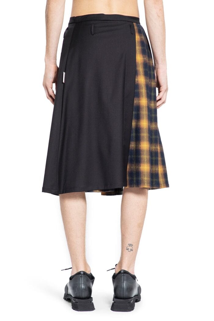 AN OTHER DATE Spliced Pleated Check Skirt