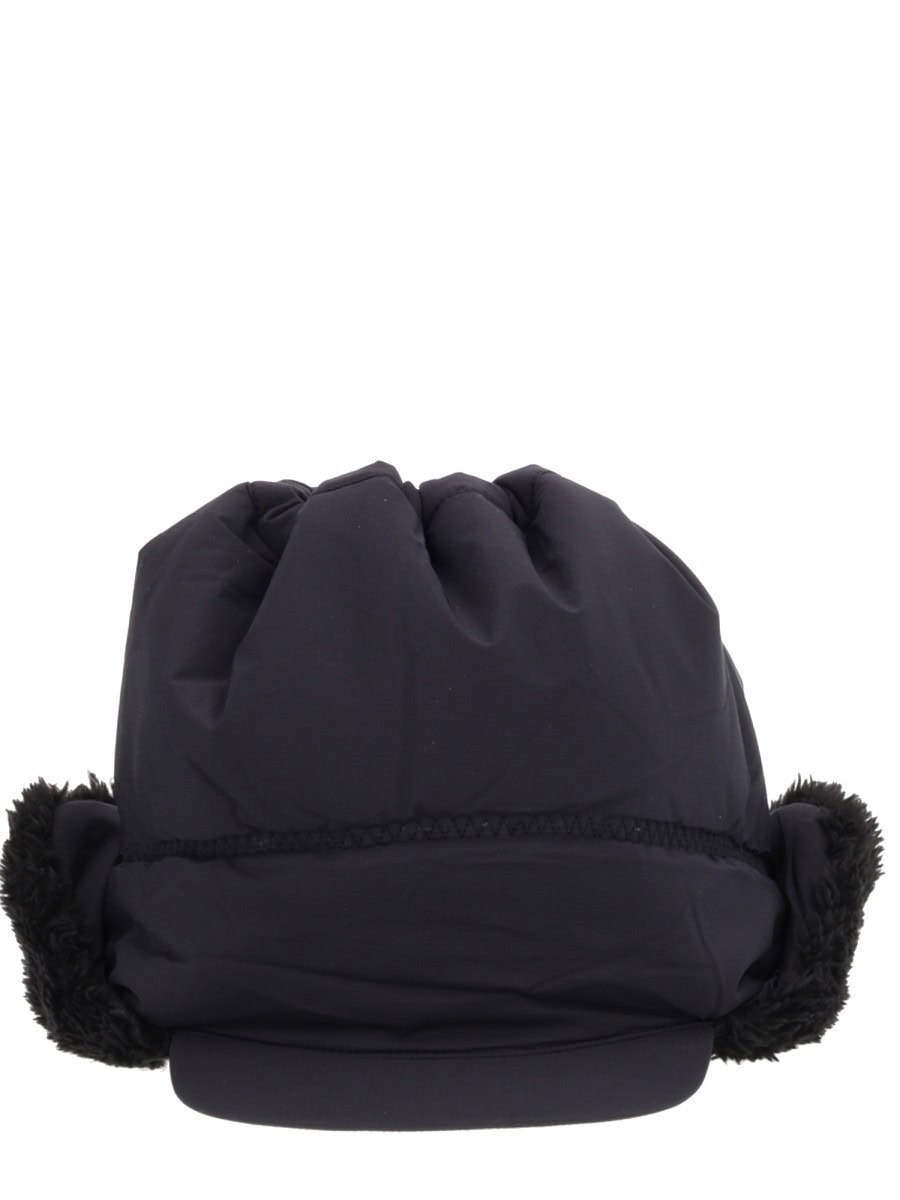 AND WANDER HAT WITH EARMUFFS