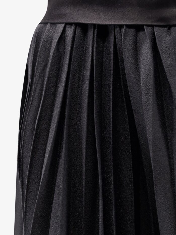 R2w Arissto Pleated Skirt
