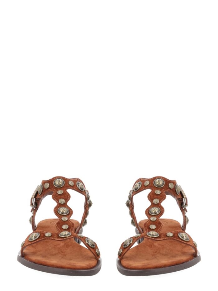 Ash SANDALO "PHANNY"