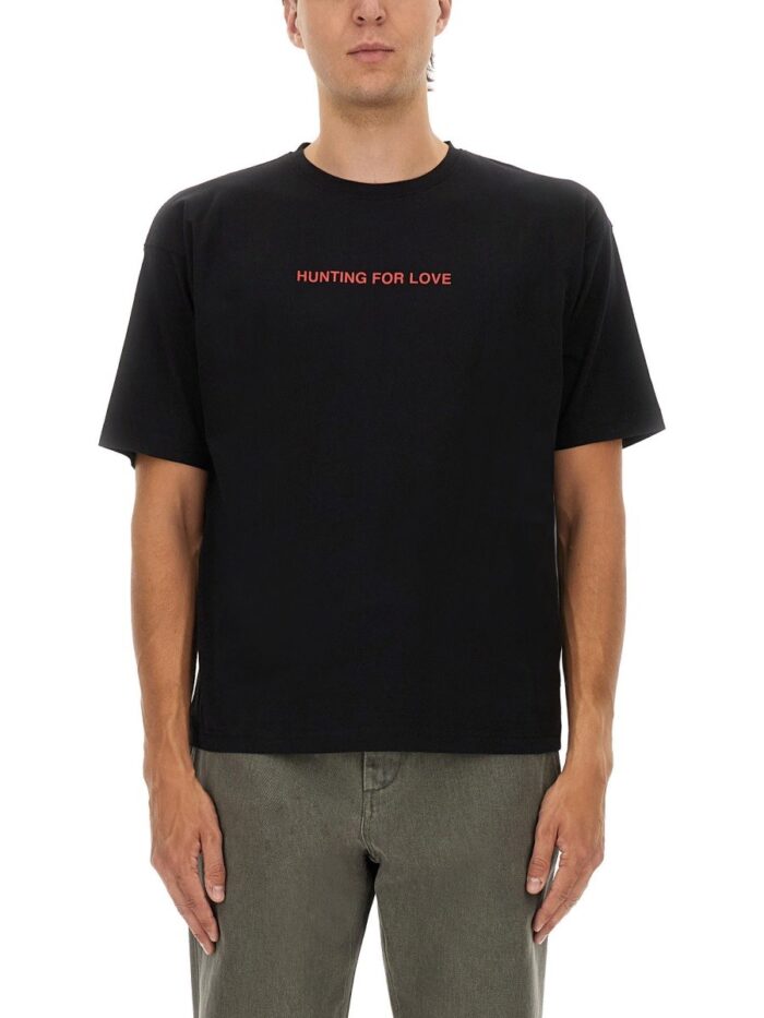 ASPESI T-SHIRT WITH "HUNTING FOR LOVE" PRINT