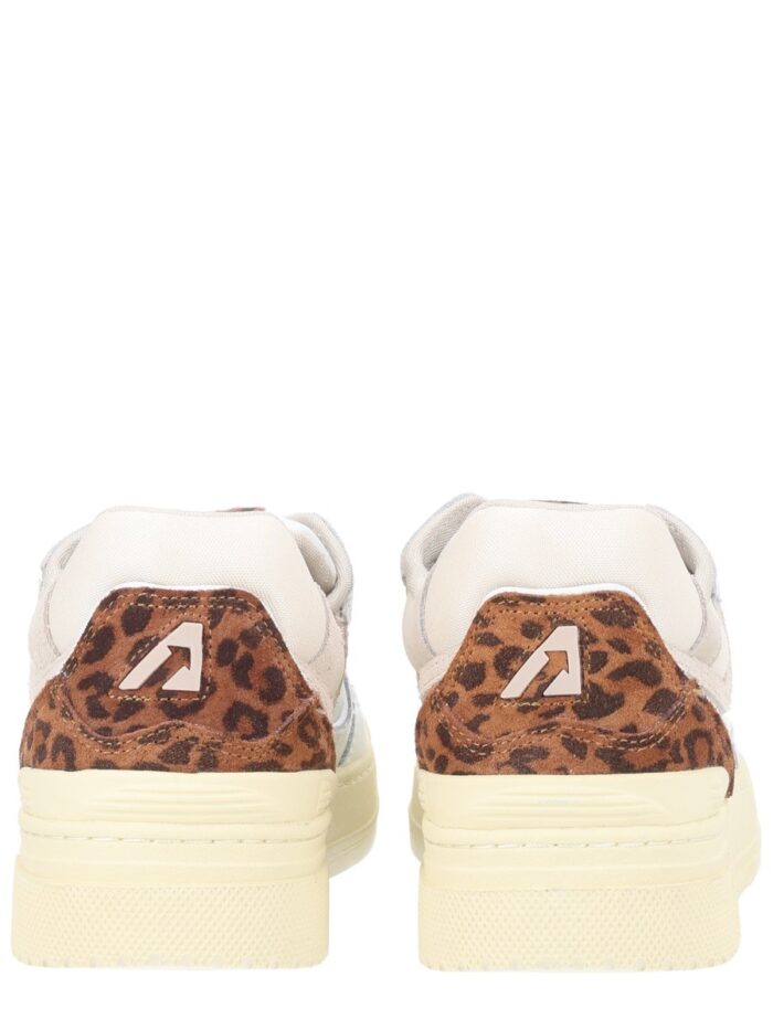 Autry "CLC LOW" SNEAKER