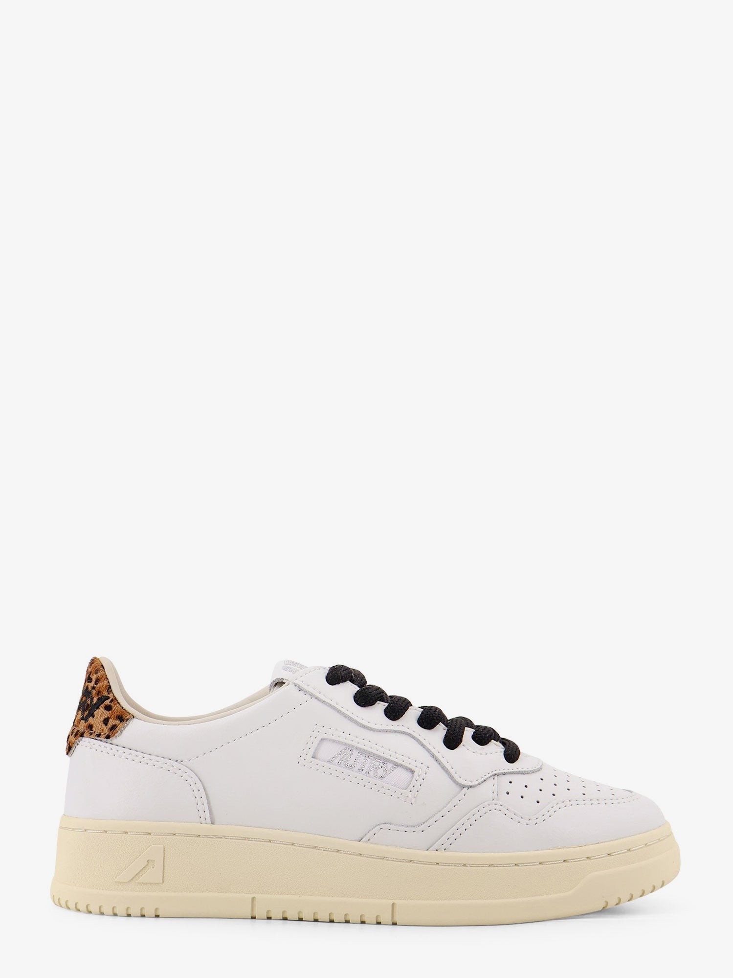 Autry Medalist Leather Sneakers