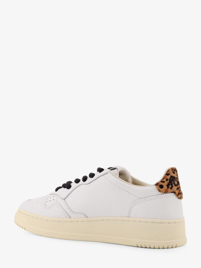 Autry Medalist Leather Sneakers