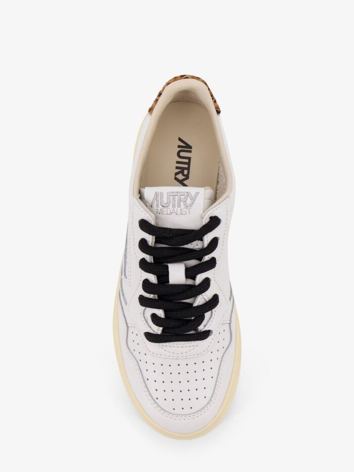 Autry Medalist Leather Sneakers