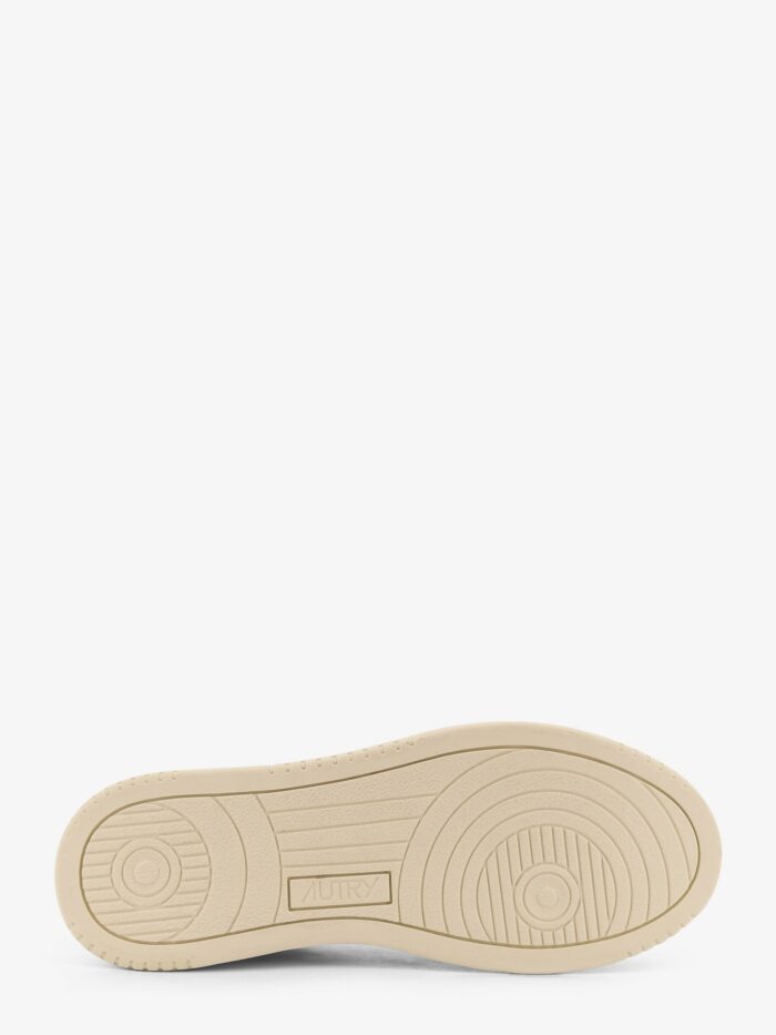 Autry Medalist Leather Sneakers