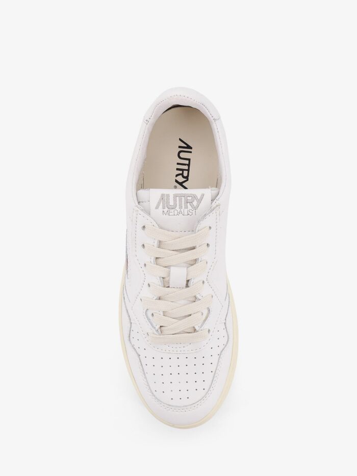 Autry Medalist Low Leather Low-top Snakers