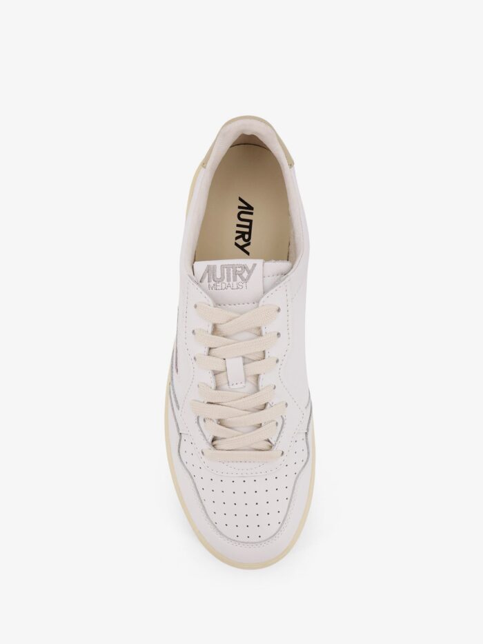 Autry Medalist Low Leather Low-top Sneakers