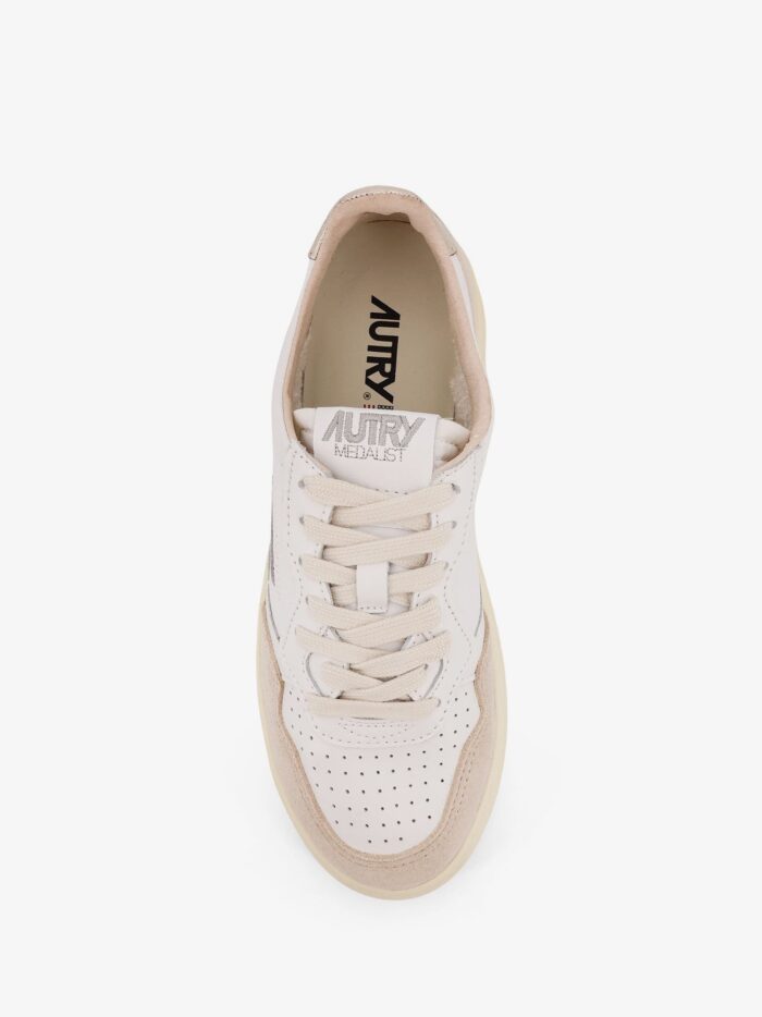 Autry Medalist Low Leather Sneakers