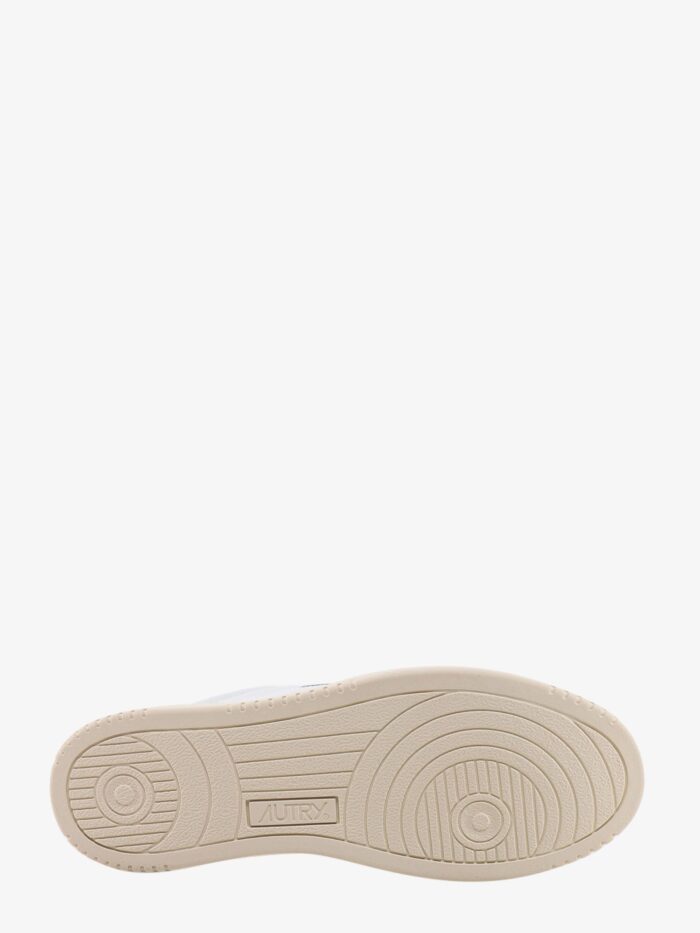 Autry Medalist Low Leather Sneakers