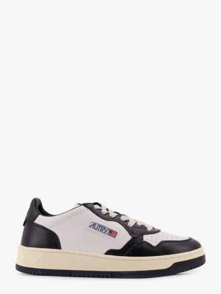 Autry Medalist Low Leather Sneakers