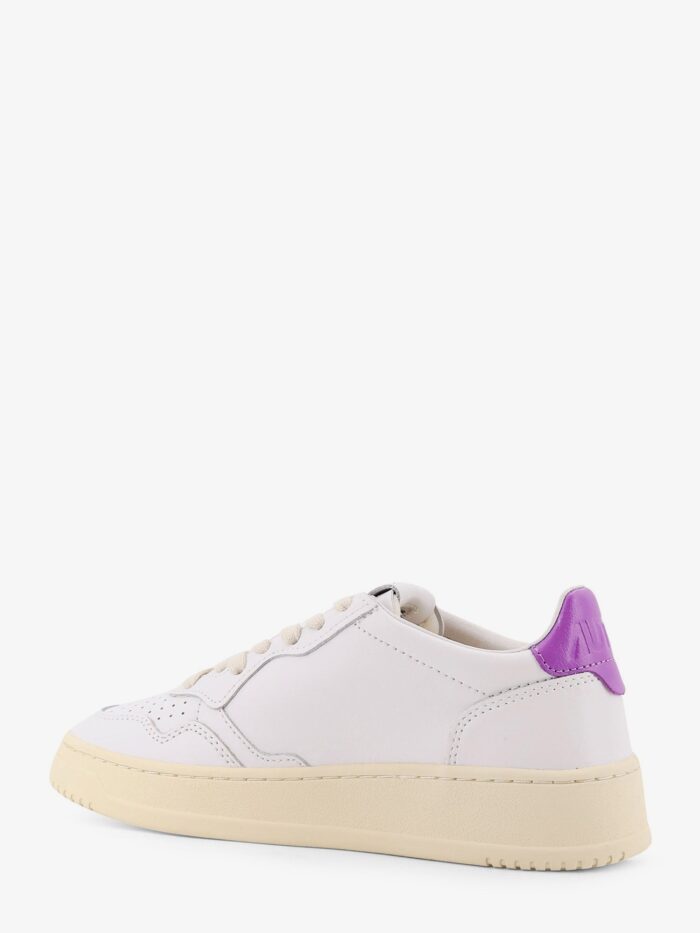 Autry Medalist Low Leather Sneakers