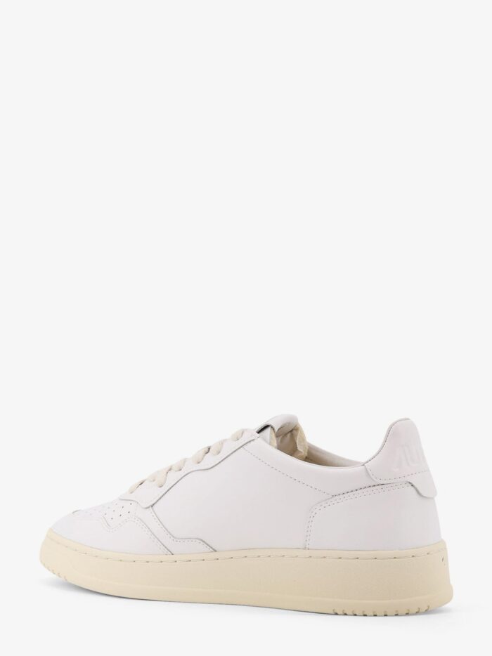Autry Medalist Low Leather Sneakers