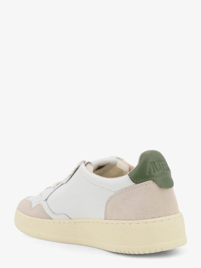 Autry Medalist Low Leather Sneakers