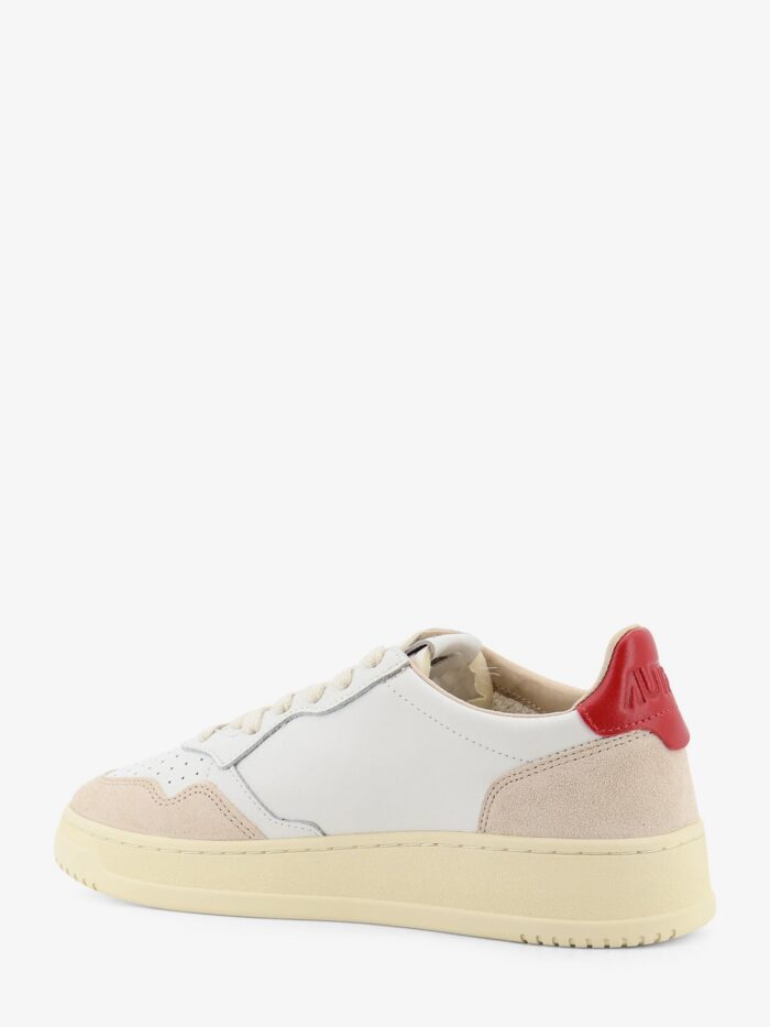 Autry Medalist Low Leather Sneakers With Side Logo