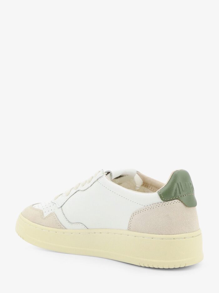Autry Medalist Low Leather Sneakers With Side Logo