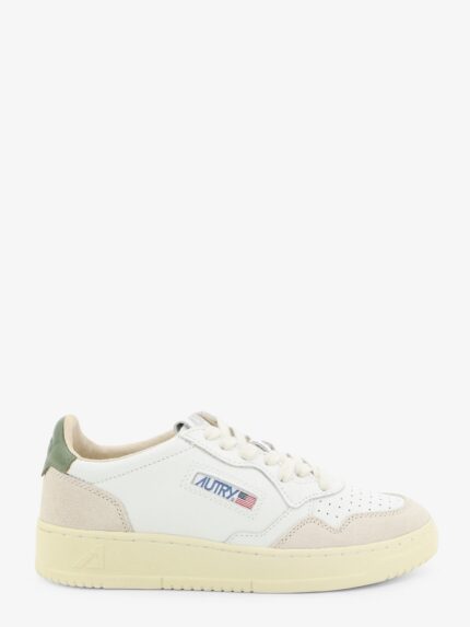 Autry Medalist Low Leather Sneakers With Side Logo