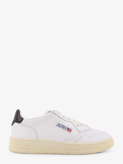 Autry Medalist Low Leather Sneakers With Side Logo