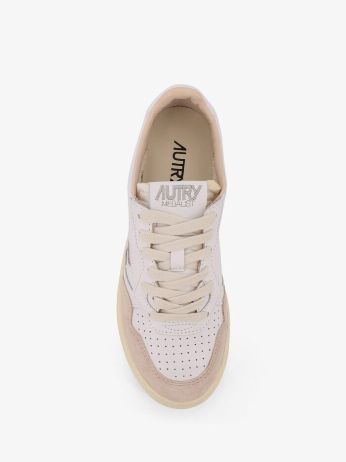 Autry Medalist Low Low-top Leather Sneakers