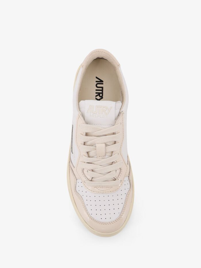 Autry Medalist Low Low-top Leather Sneakers