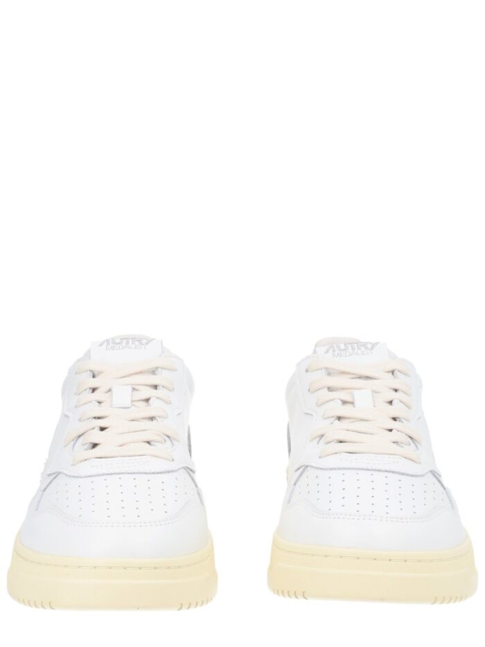 Autry "MEDALIST LOW" SNEAKER