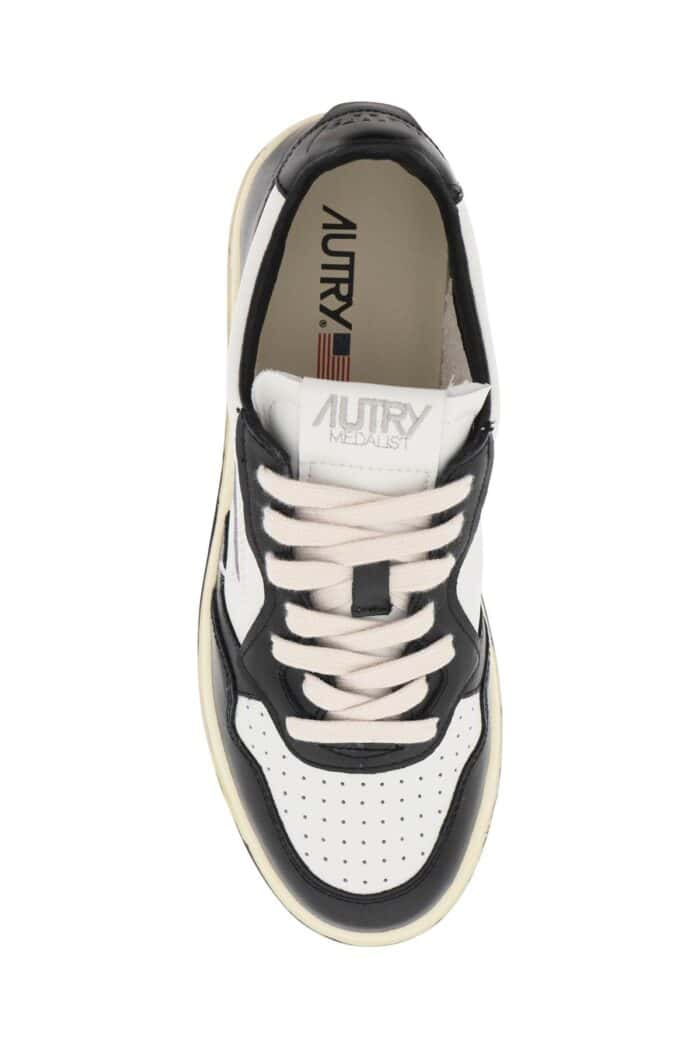 Autry Medalist Low Sneakers