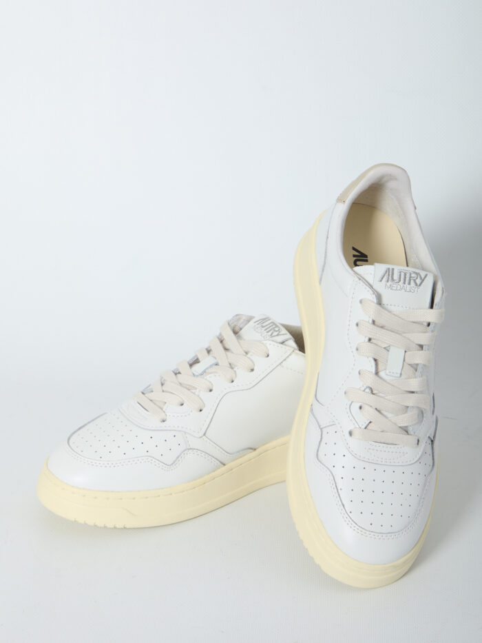 Autry Medalist Low sneakers