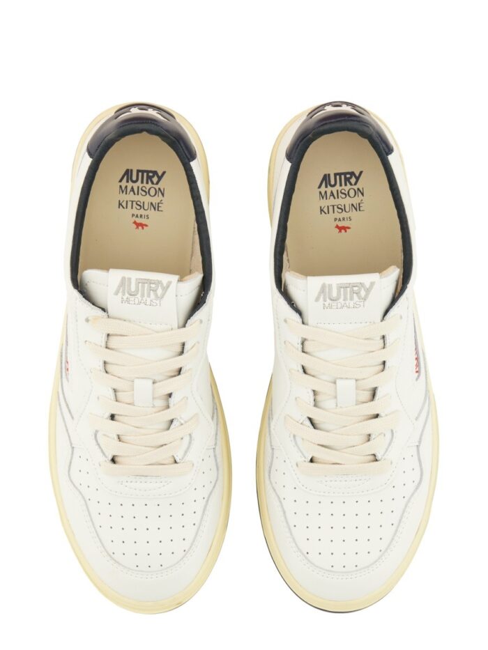 AUTRY X MAISON KITSUNÉ "MEDALIST LOW" SNEAKER