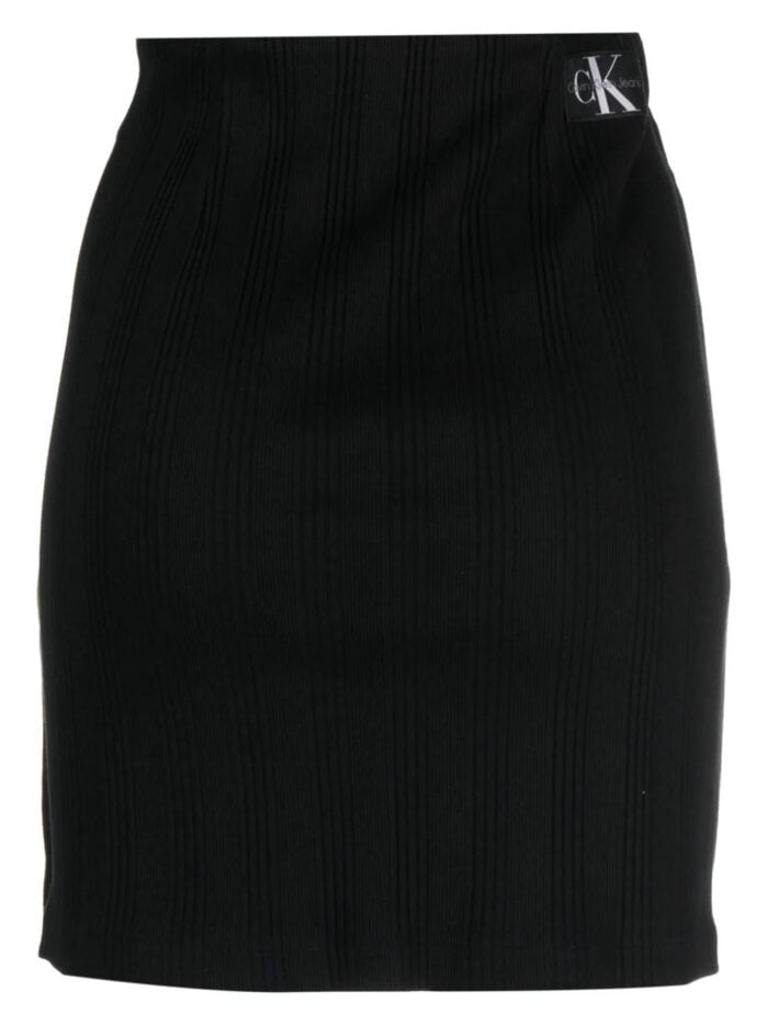 Badge Rib Elongated Skirt