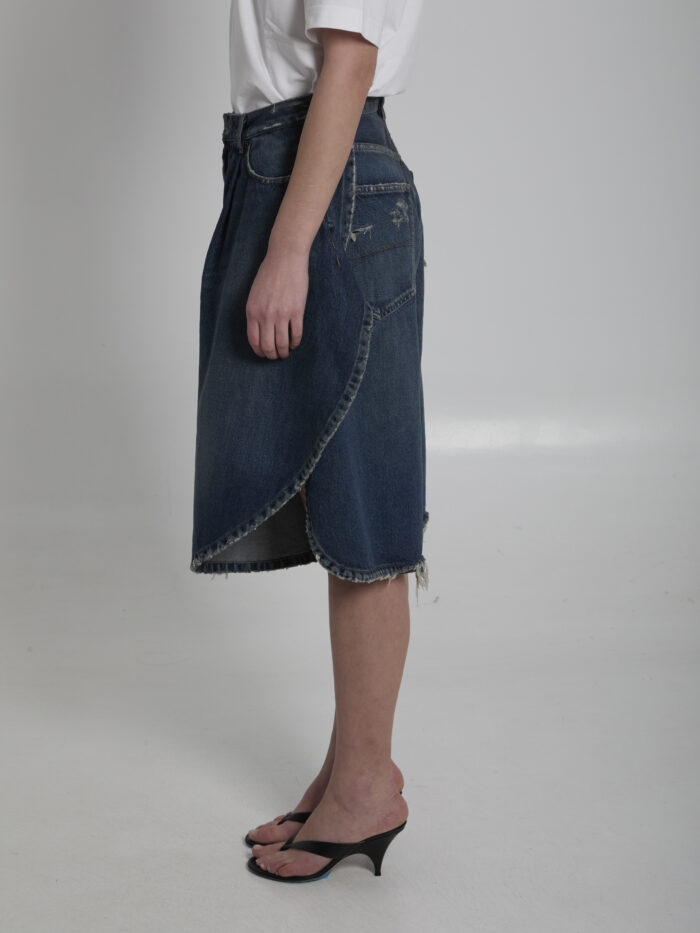 Balenciaga Dark ocean tulip shorts