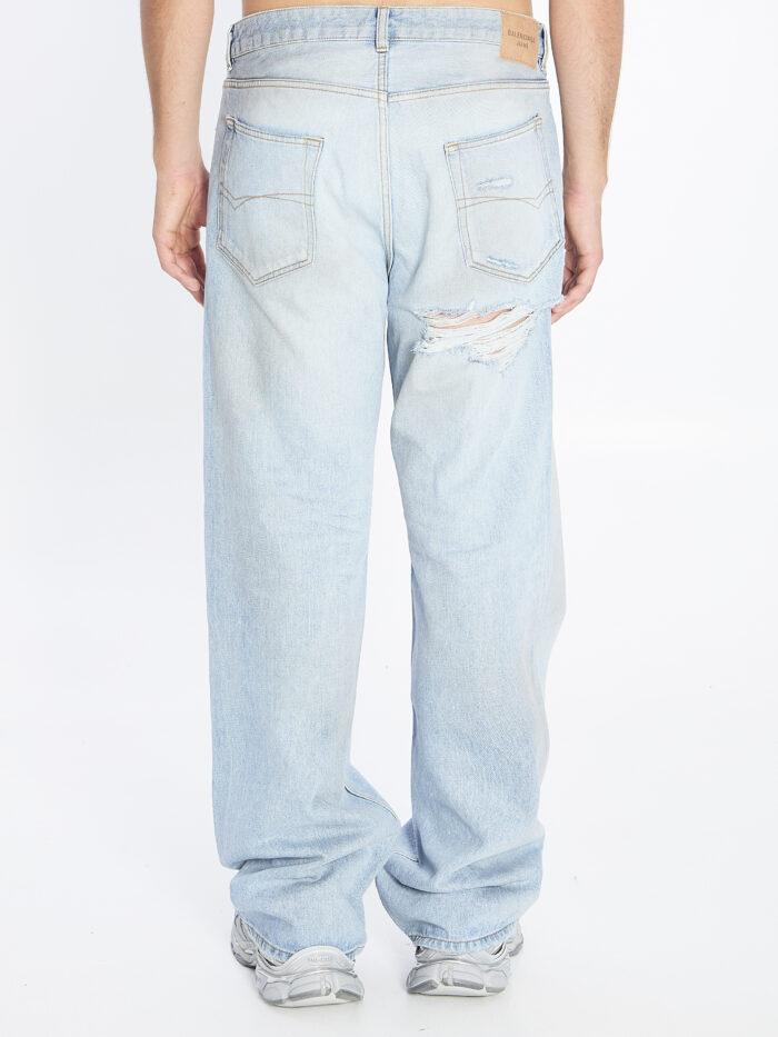 Balenciaga Distressed relaxed jeans