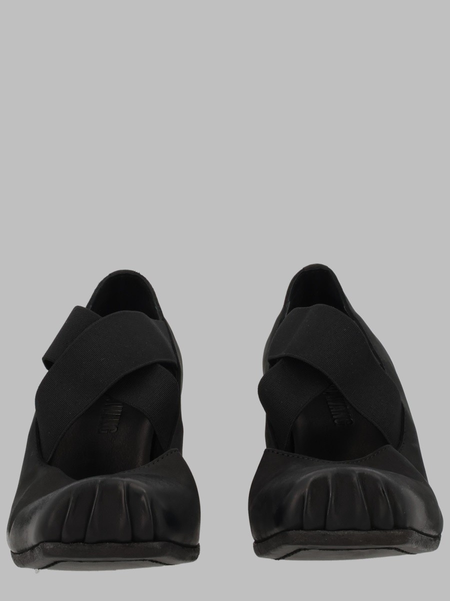 UMA WANG Ballerina In Pelle Con Tacco Medio