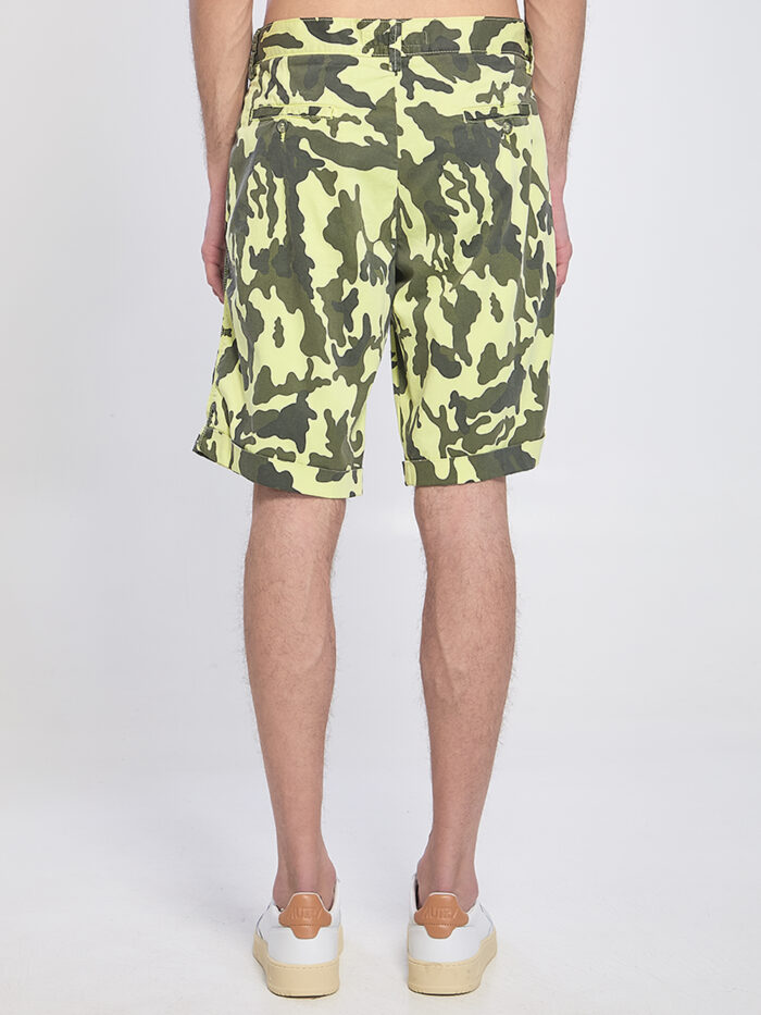 Basicon Camouflage bermuda shorts