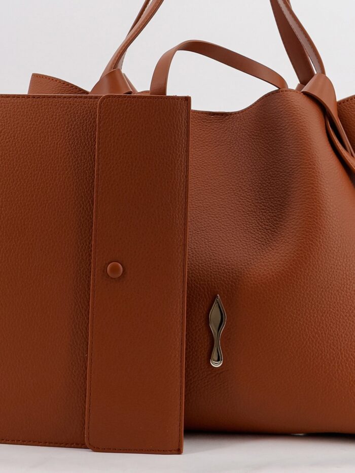Christian Louboutin Borsa A Spalla Bettina Small In Pelle