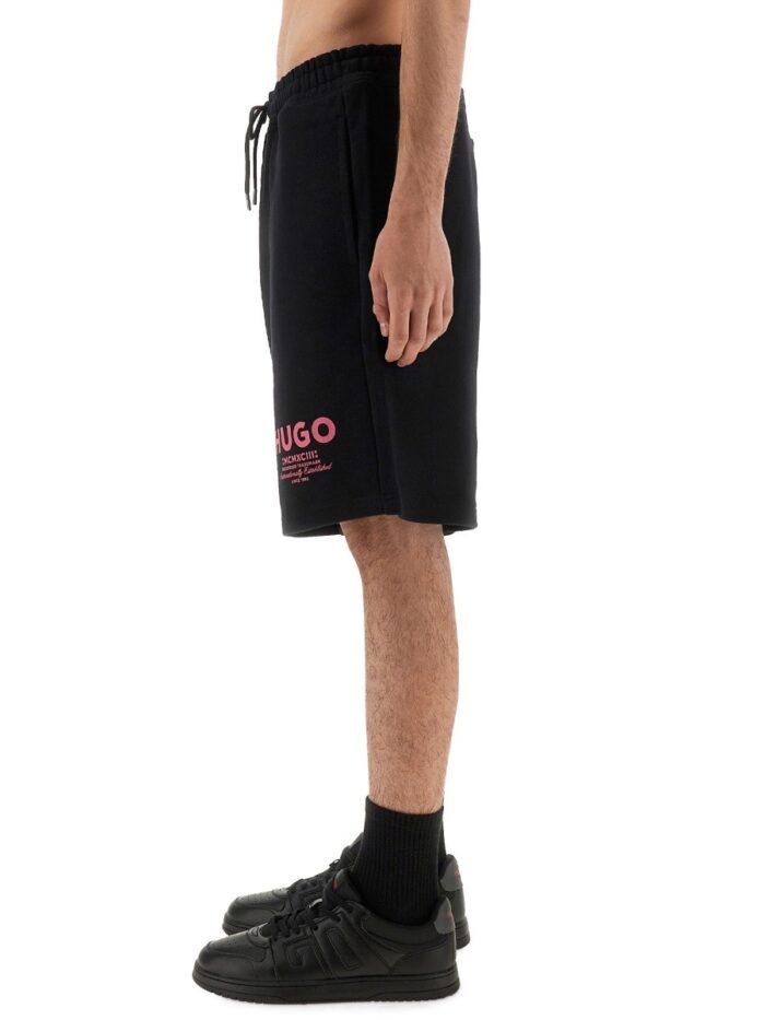 Boss SHORT "NOMARIO"