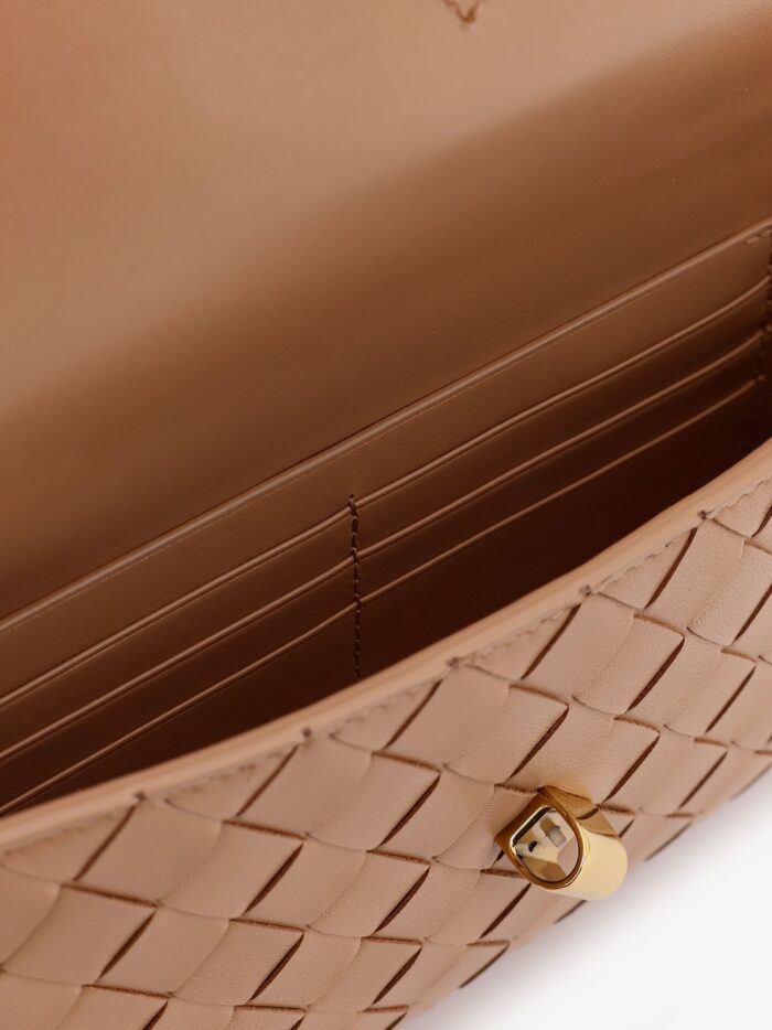 Bottega Veneta Andiamo Leather Clutch With Woven Pattern