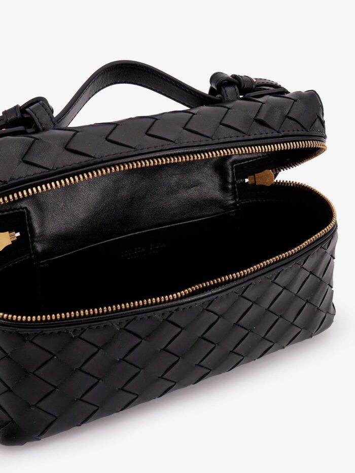 Bottega Veneta Bang Bang Leather Vanity Case With Intrecciato Motif
