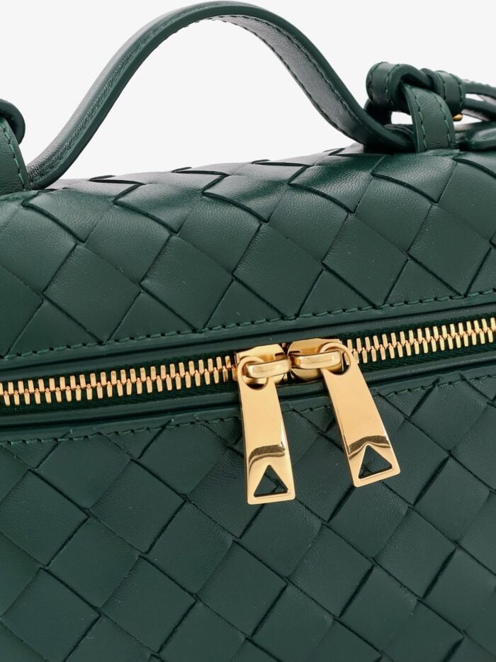 Bottega Veneta Bang Bang Leather Vanity Case With Intrecciato Motif