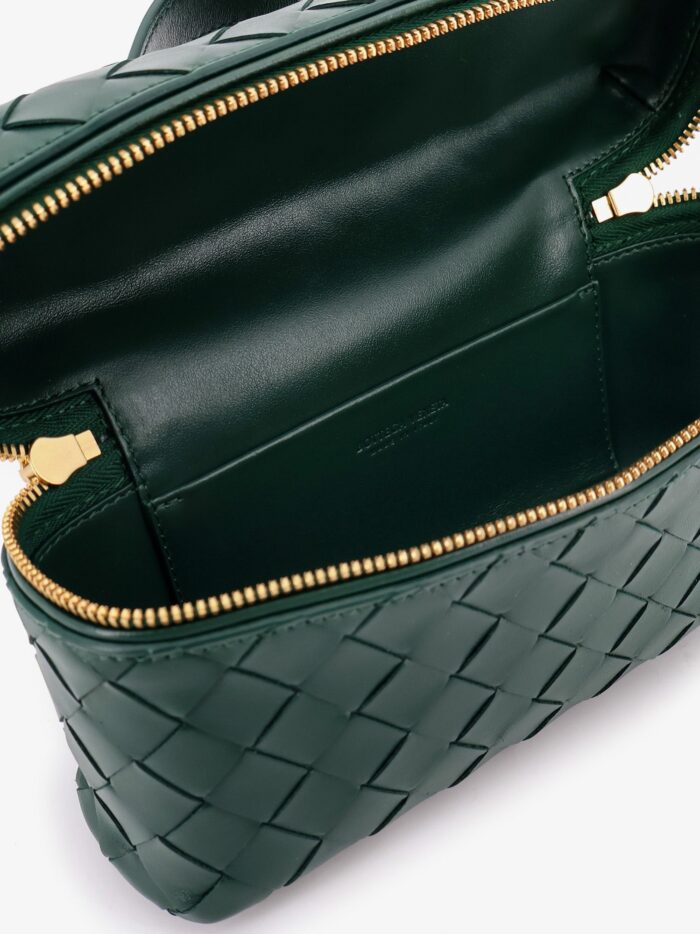 Bottega Veneta Bang Bang Leather Vanity Case With Intrecciato Motif