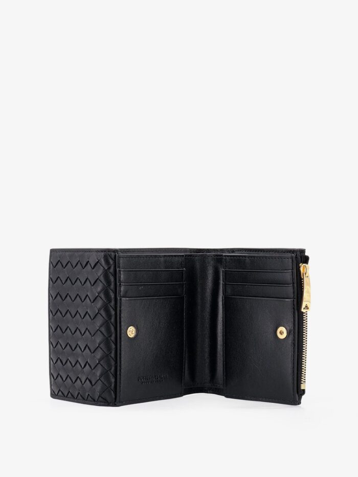 Bottega Veneta Bi-fold Intrecciato Wallet With Zip